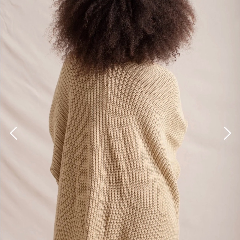 Tuula Poncho - Almond - Picture 4 of 9